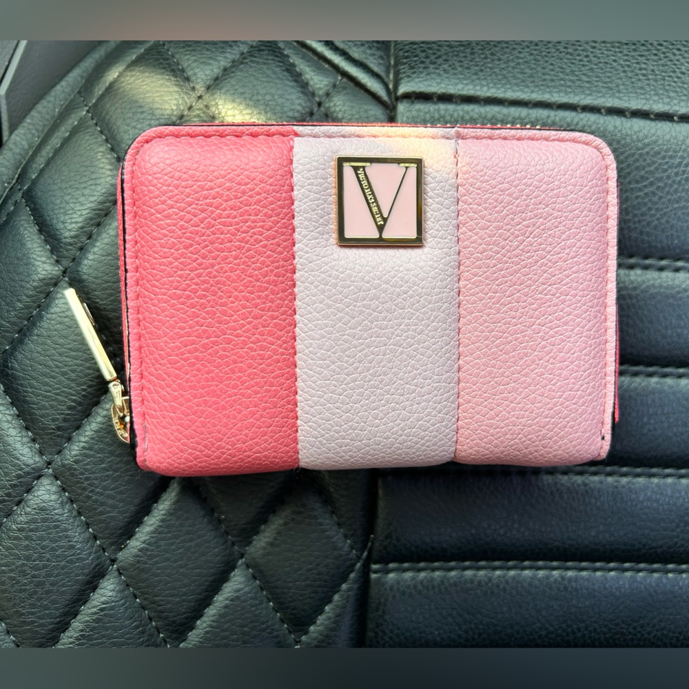 Women’s. Pink Small Wallet. Victoria’s Secret